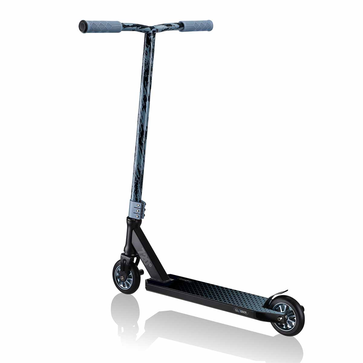 Тротинетка За Фрийстайл и Скачане Globber Gs 720 - Черна/Синя