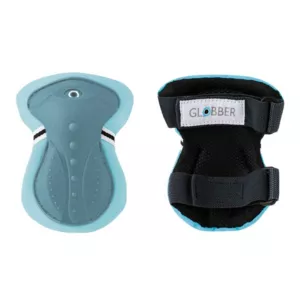 Child protective gear for scooters in pastel blue color, size XS.