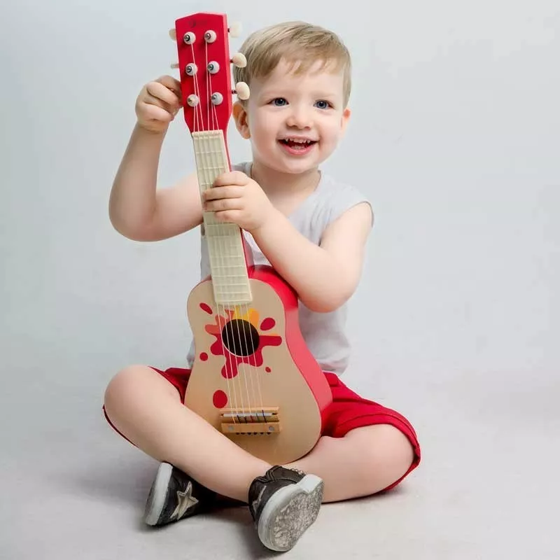 Child's wooden guitar - Star