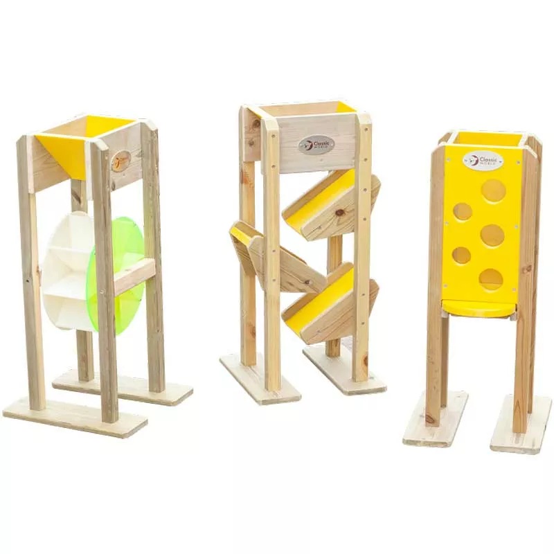 Children's wooden sand tower for playing