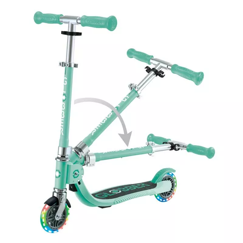 Children's foldable scooter with two light-up wheels Globber Flow Foldable Junior Lights - mint