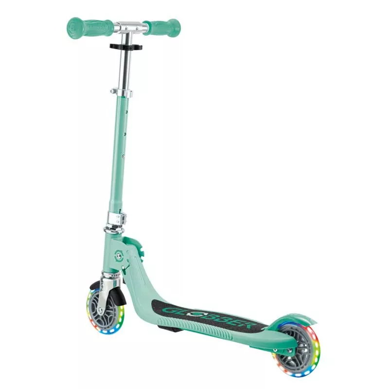 Children's foldable scooter with two light-up wheels Globber Flow Foldable Junior Lights - mint
