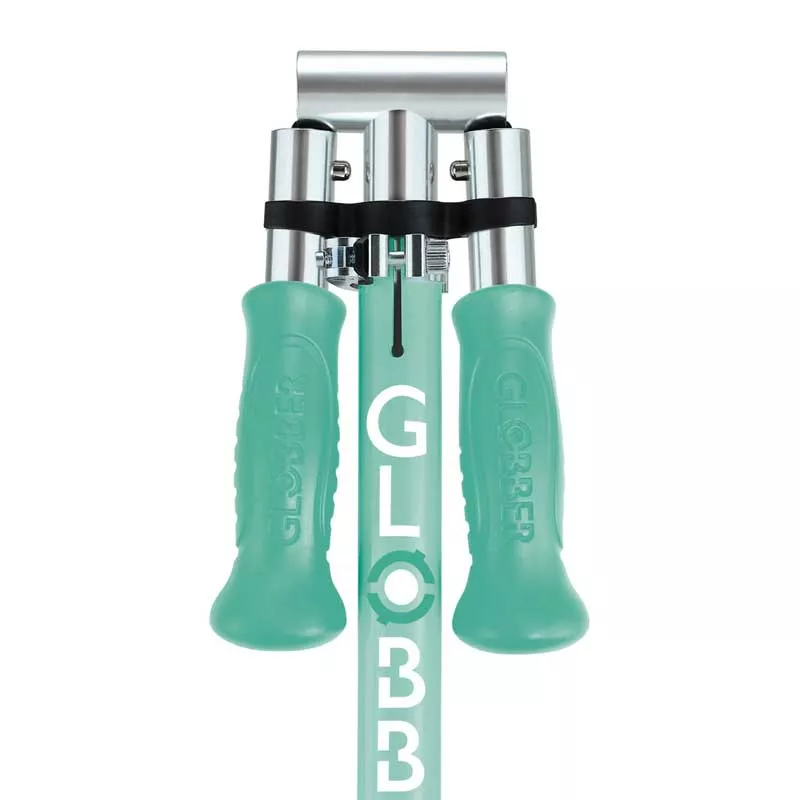 Children's foldable scooter with two light-up wheels Globber Flow Foldable Junior Lights - mint