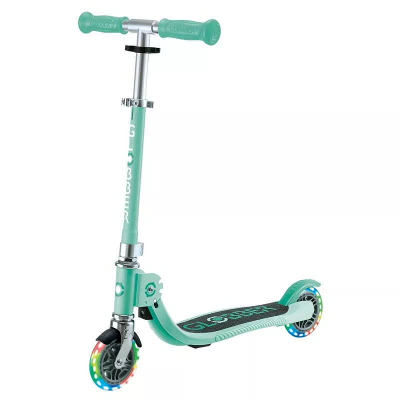Children's foldable scooter with two light-up wheels Globber Flow Foldable Junior Lights - mint