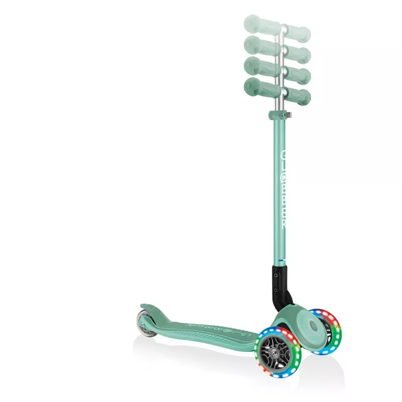 Child foldable scooter with light-up wheels PRIMO FOLDABLE PLUS LIGHTS - mint green