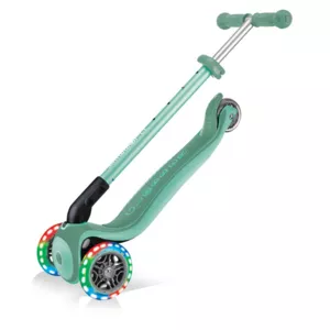 Child foldable scooter with light-up wheels PRIMO FOLDABLE PLUS LIGHTS - mint green