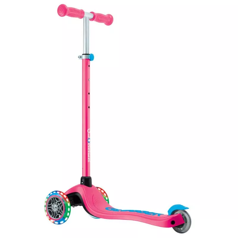 Kids scooter with 3 light up wheels GLOBBER PRIMO PLUS LIGHTS, pink