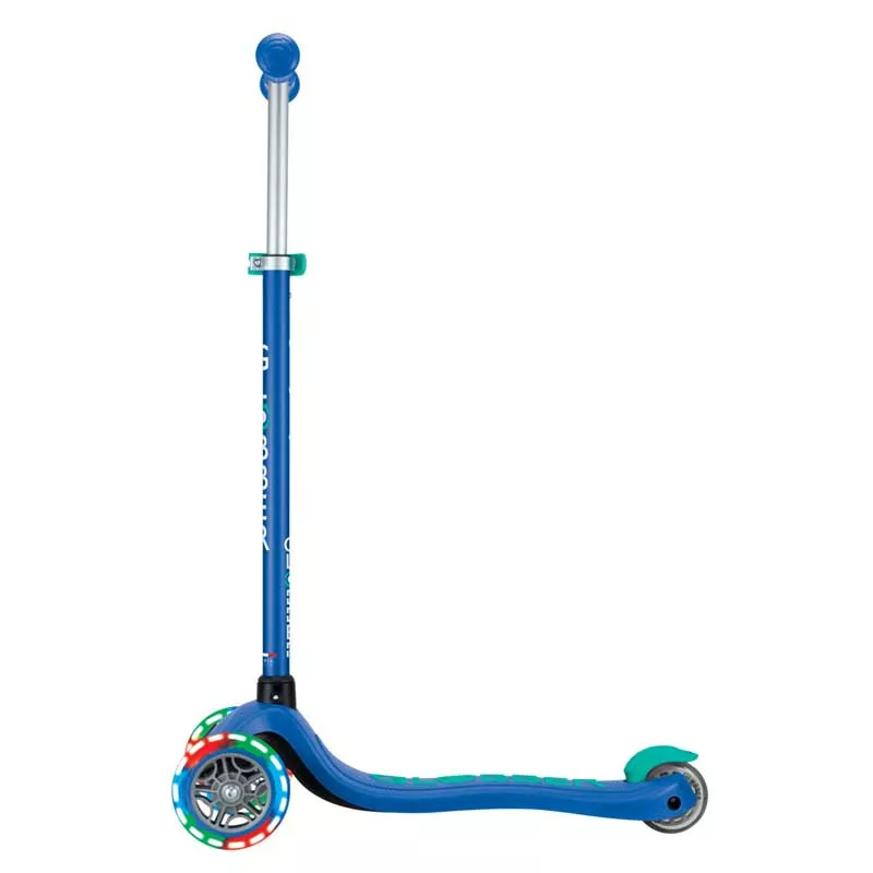 Children's scooter with 3 light-up wheels GLOBBER PRIMO PLUS LIGHTS, blue - green