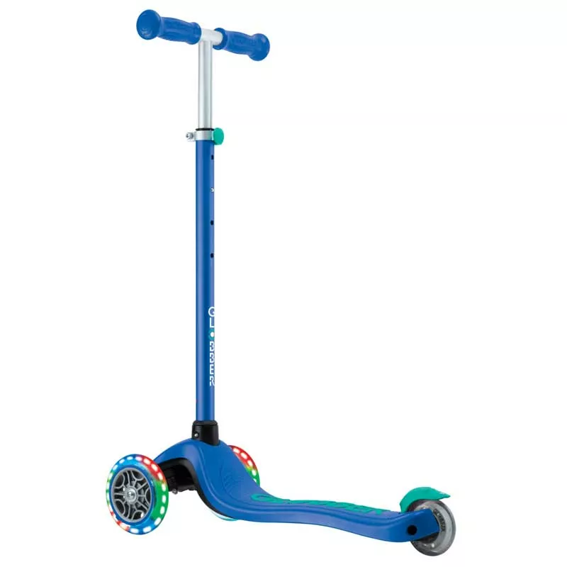 Children's scooter with 3 light-up wheels GLOBBER PRIMO PLUS LIGHTS, blue - green