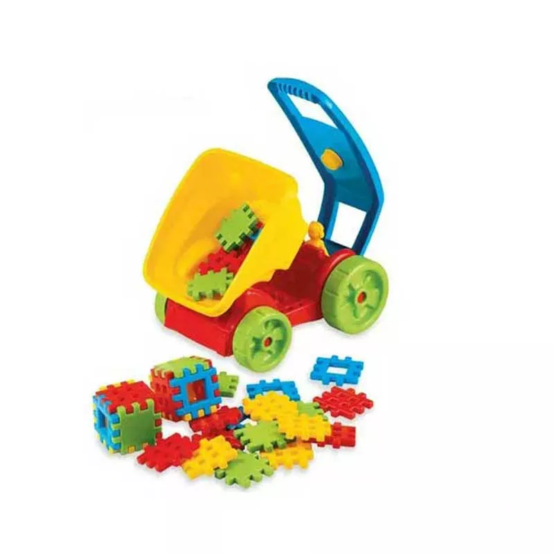 Children's truck "Gobo" with a set of waffle construction pieces