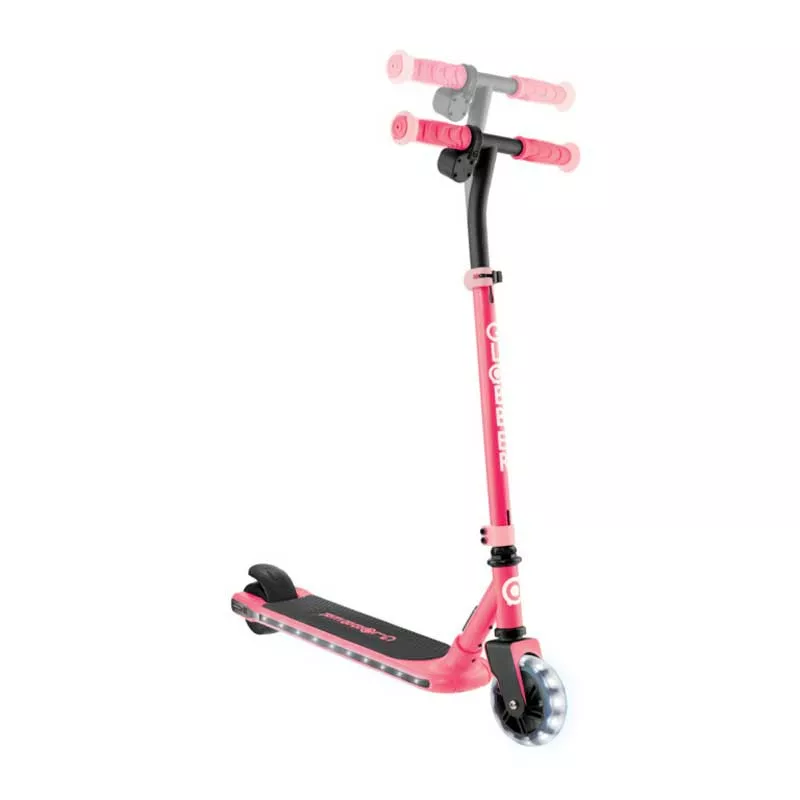 Electric scooter with light-up platform and wheels GLOBBER E-MOTION 6 - pink