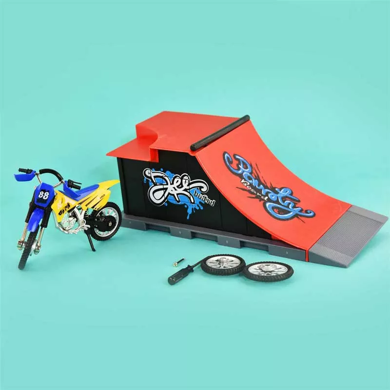 Fingerboard motor with tricks ramp