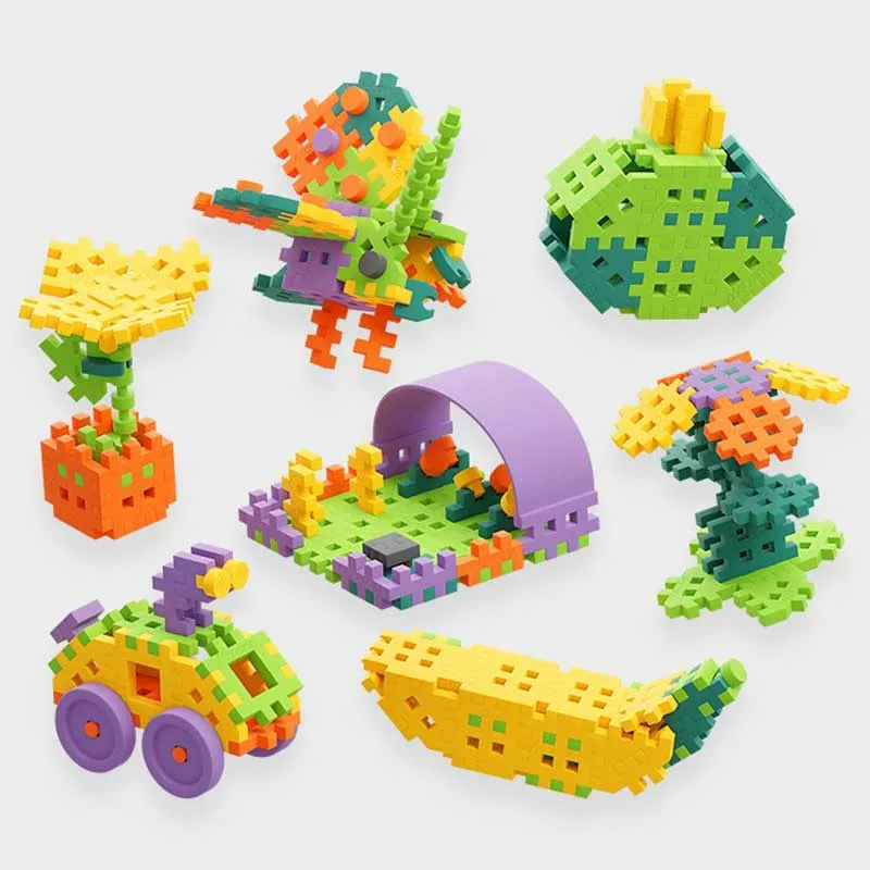 Mini waffle maker with 200 pieces 'The Little Botanist'