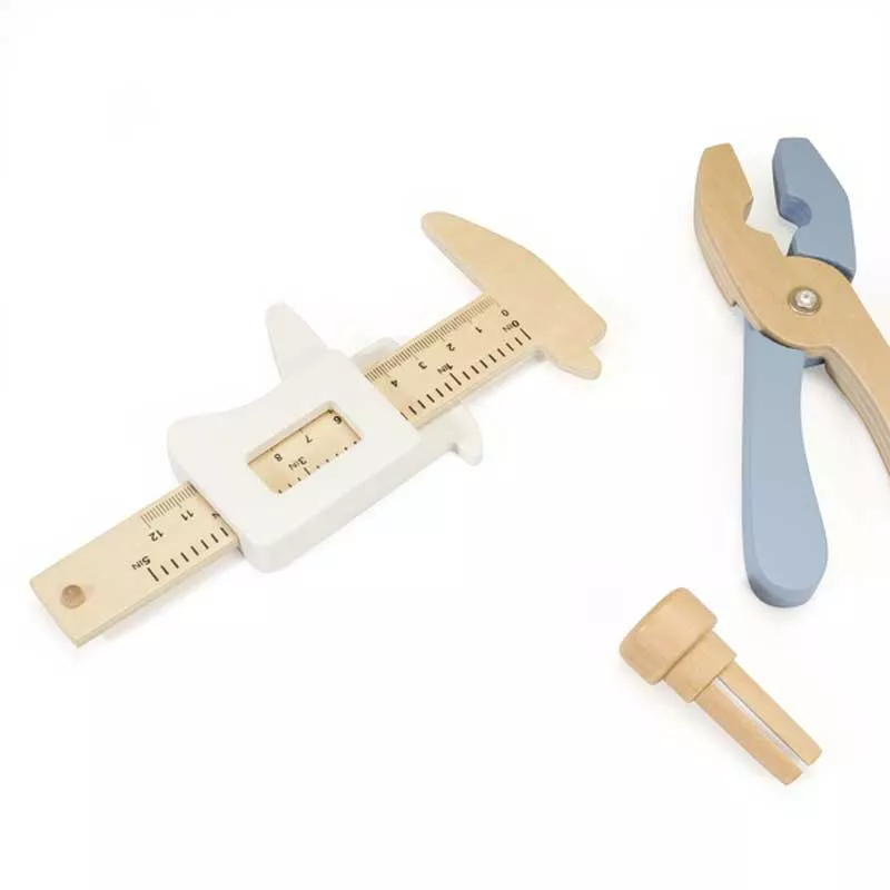 Modern portable wooden workshop by Classic World