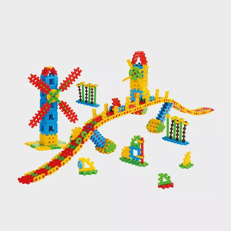 Waffle maker with 245 pieces - Bridge with windmills