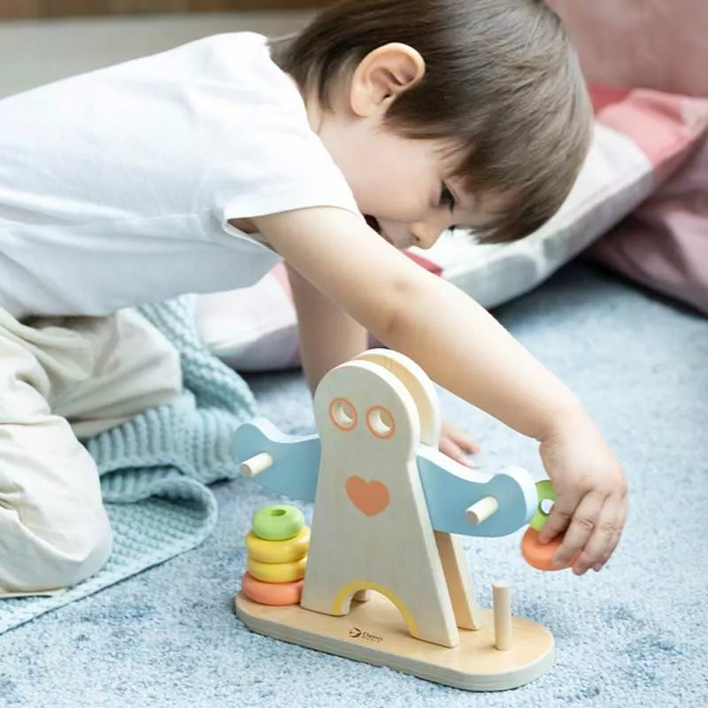 Fun wooden toy for skill and coordination - Hercules