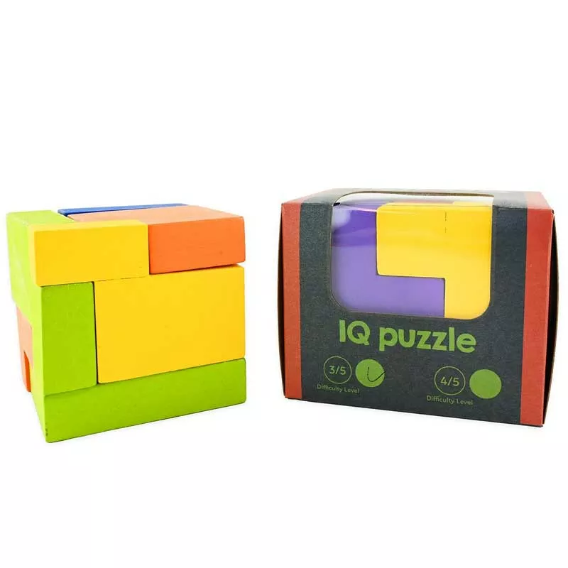 Interesting children's 3D wooden puzzle cube