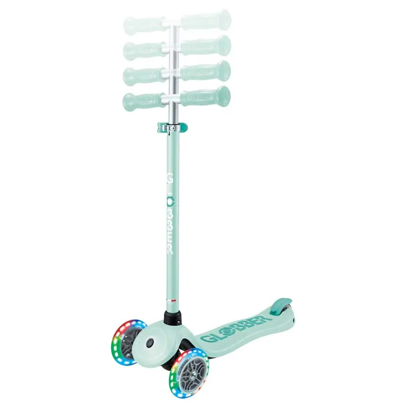 Children's scooter with 3 light-up wheels GLOBBER PRIMO PLUS LIGHTS, mint