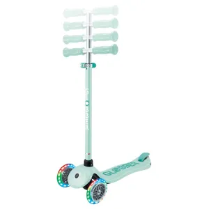 Children's scooter with 3 light-up wheels GLOBBER PRIMO PLUS LIGHTS, mint