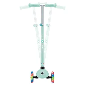 Children's scooter with 3 light-up wheels GLOBBER PRIMO PLUS LIGHTS, mint