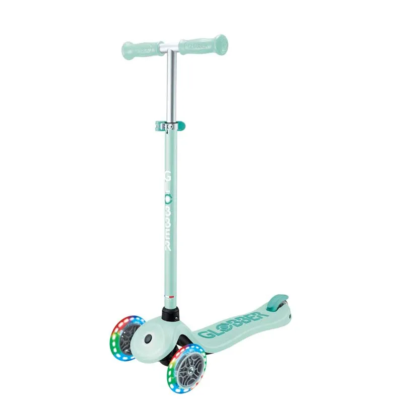 Children's scooter with 3 light-up wheels GLOBBER PRIMO PLUS LIGHTS, mint