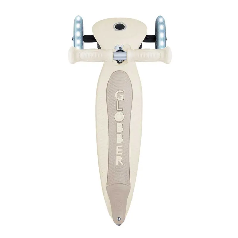 Foldable eco scooter with 3 wheels GLOBBER JUNIOR FOLDABLE LIGHTS ECO - coconut color.