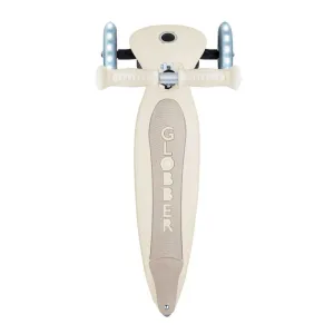 Foldable eco scooter with 3 wheels GLOBBER JUNIOR FOLDABLE LIGHTS ECO - coconut color.