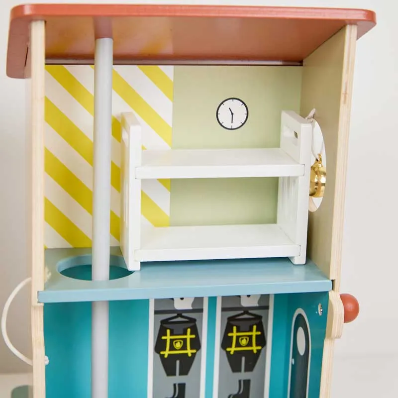 Wooden fire station Classic World with 13 pieces for children over 3 years old