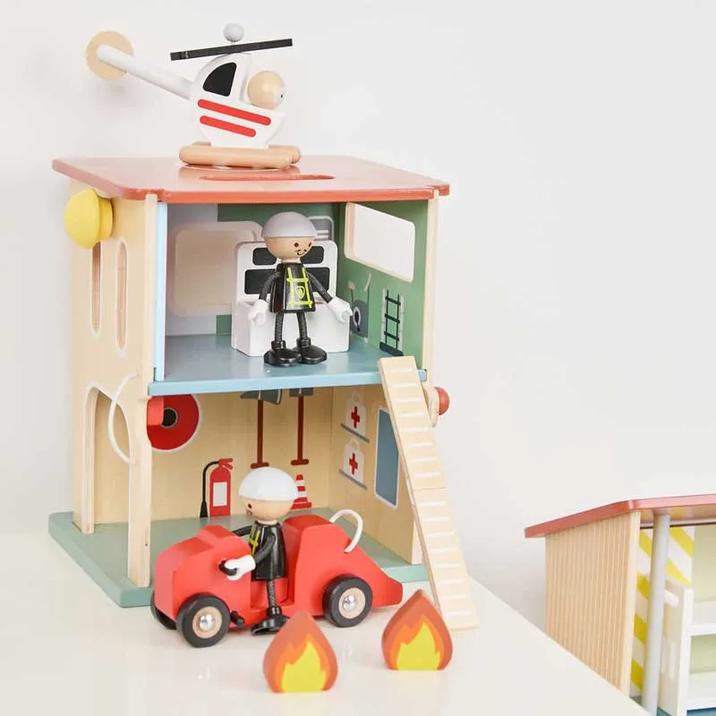 Wooden fire station Classic World with 13 pieces for children over 3 years old