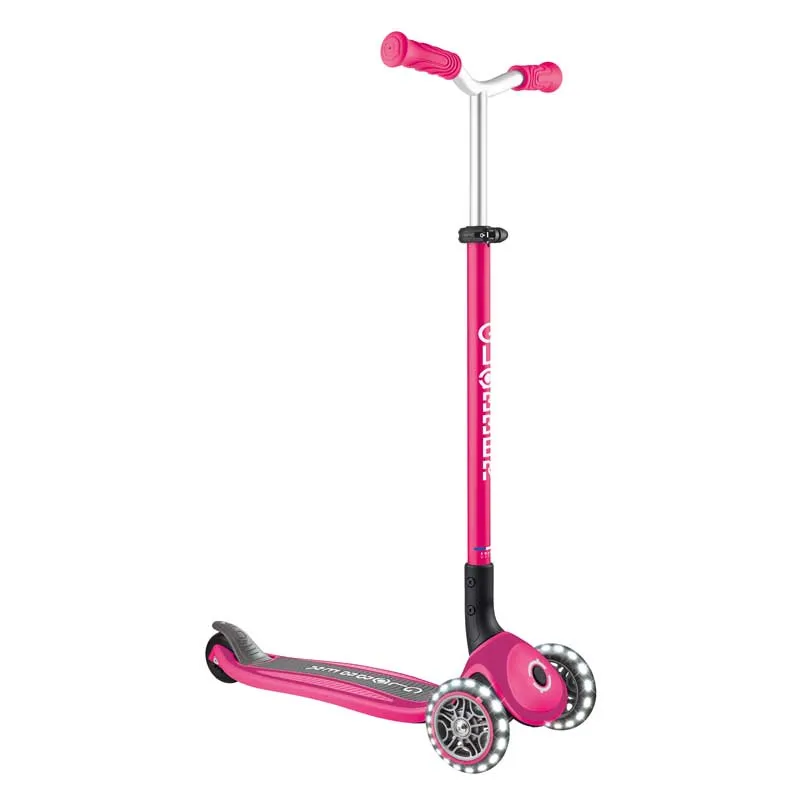 Foldable three-wheel scooter Globber Master lights - pink