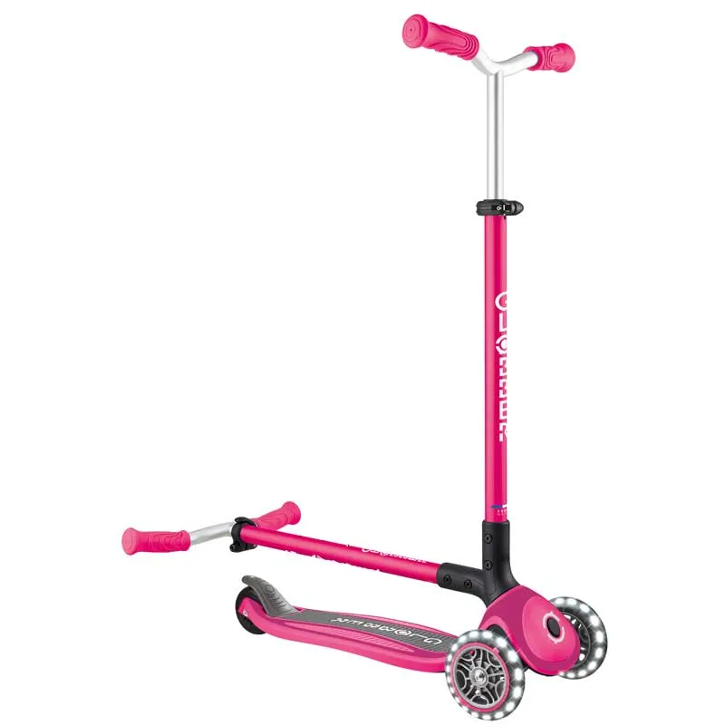 Foldable three-wheel scooter Globber Master lights - pink