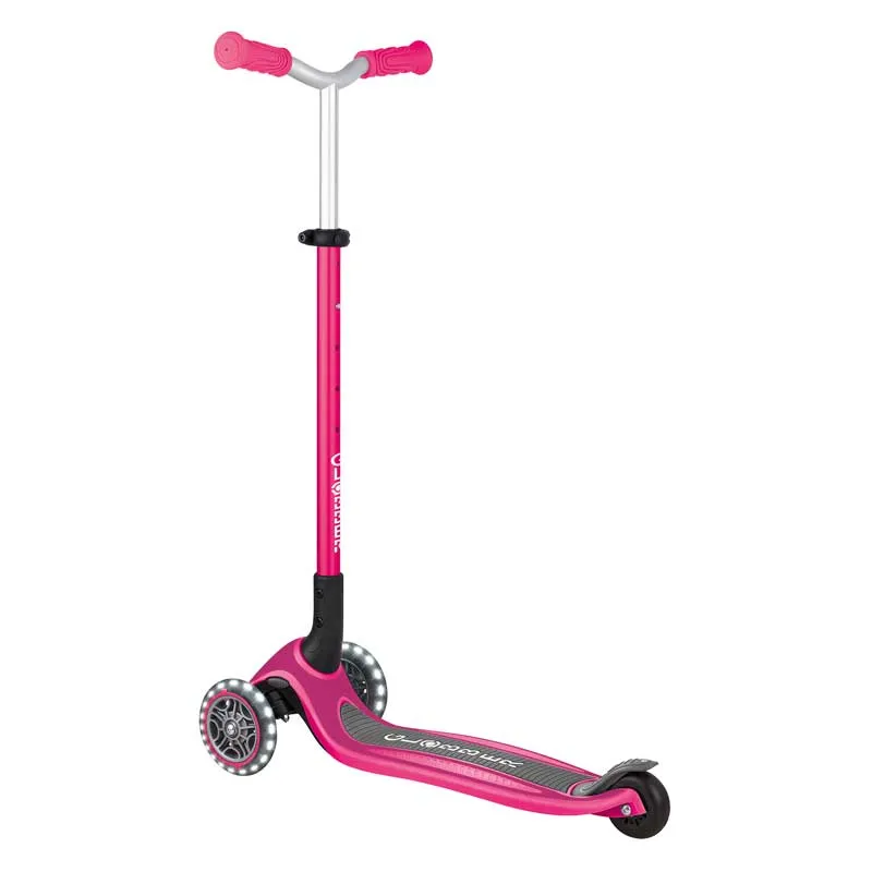 Foldable three-wheel scooter Globber Master lights - pink