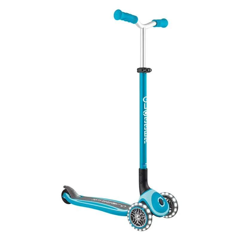 Foldable three-wheeled scooter Globber Master lights - blue