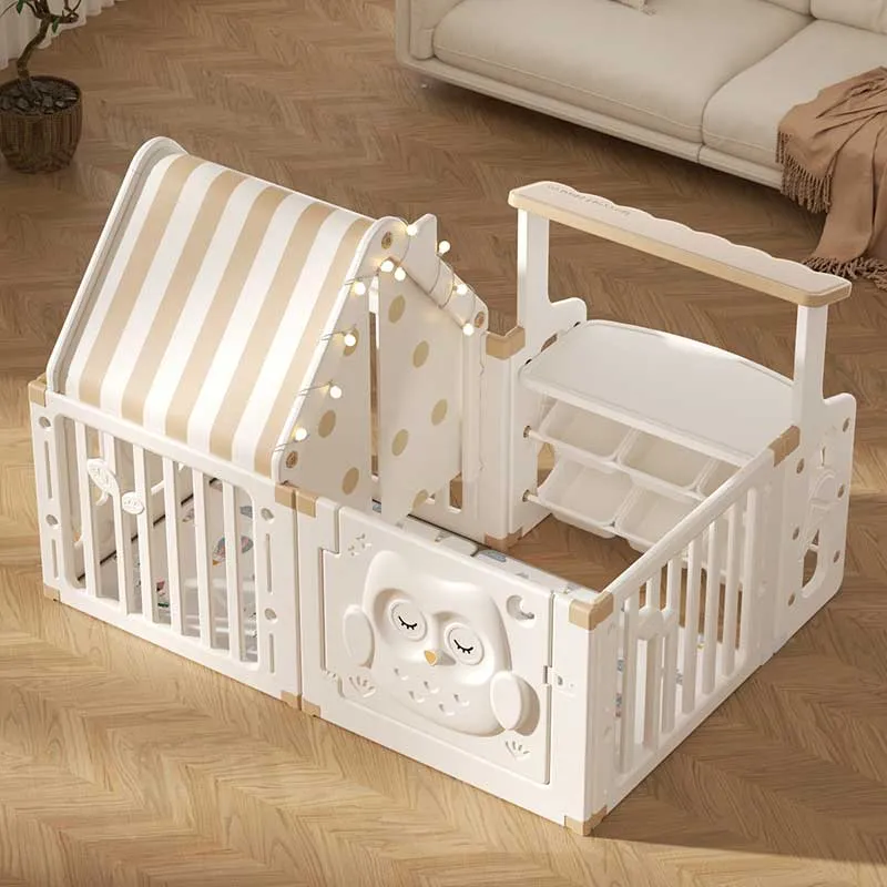 Детска къщичка за игра "Бухалче" с модерен органайзер за играчки – подходяща за дома и за навън