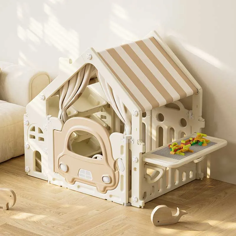 Пластмасова детска къщичка за игра с маса за конструктори – кафява